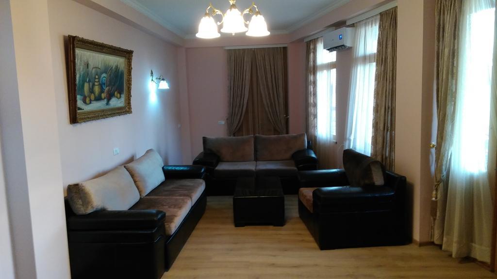 Anano Apartment On Botanikuri Tbilisi Phòng bức ảnh