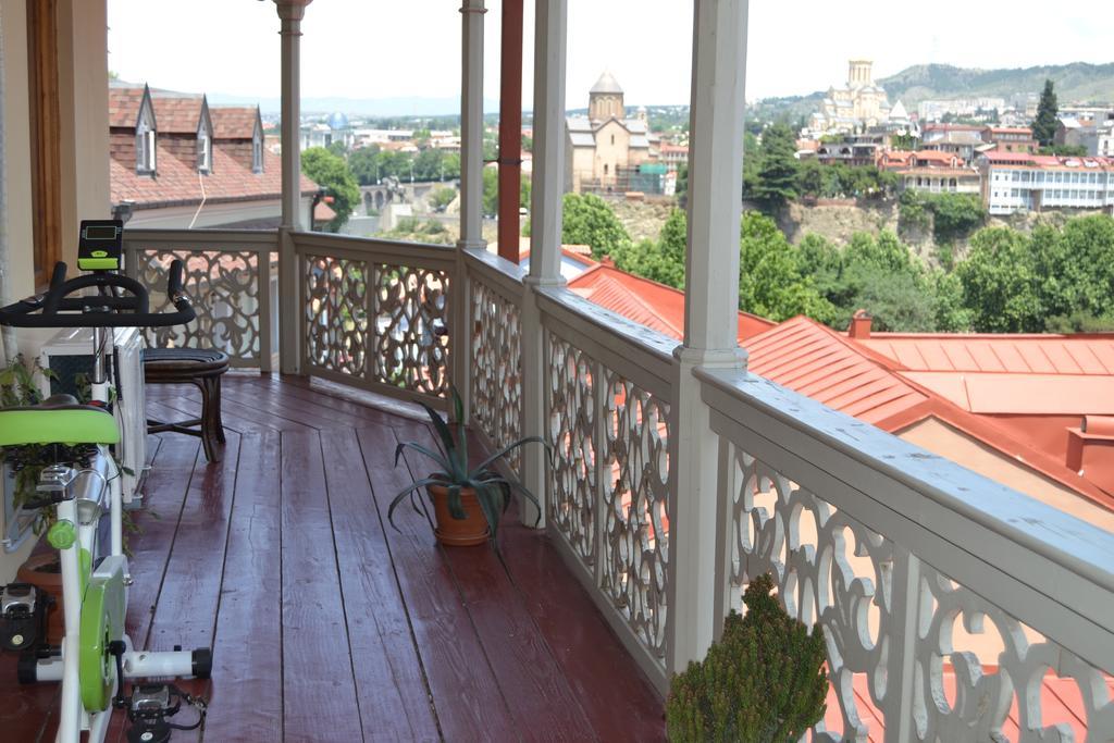 Anano Apartment On Botanikuri Tbilisi Ngoại thất bức ảnh