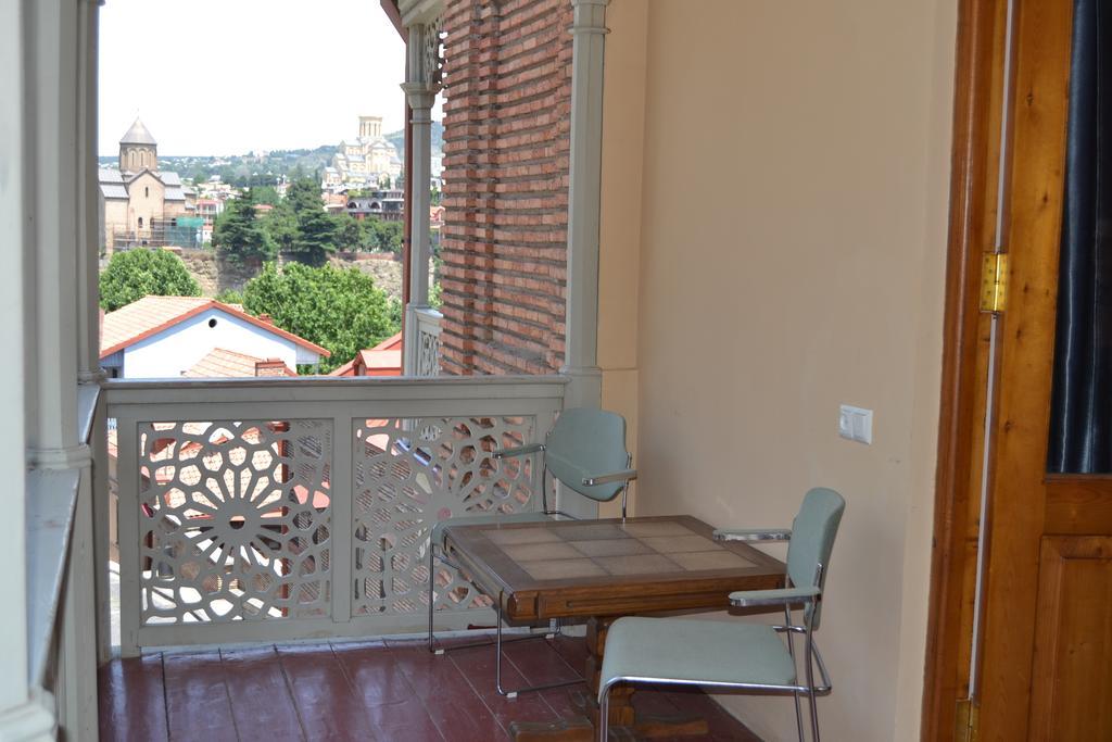 Anano Apartment On Botanikuri Tbilisi Ngoại thất bức ảnh