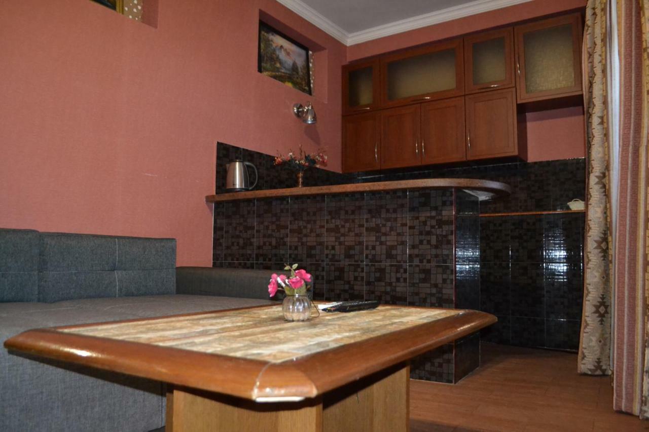 Anano Apartment On Botanikuri Tbilisi Ngoại thất bức ảnh