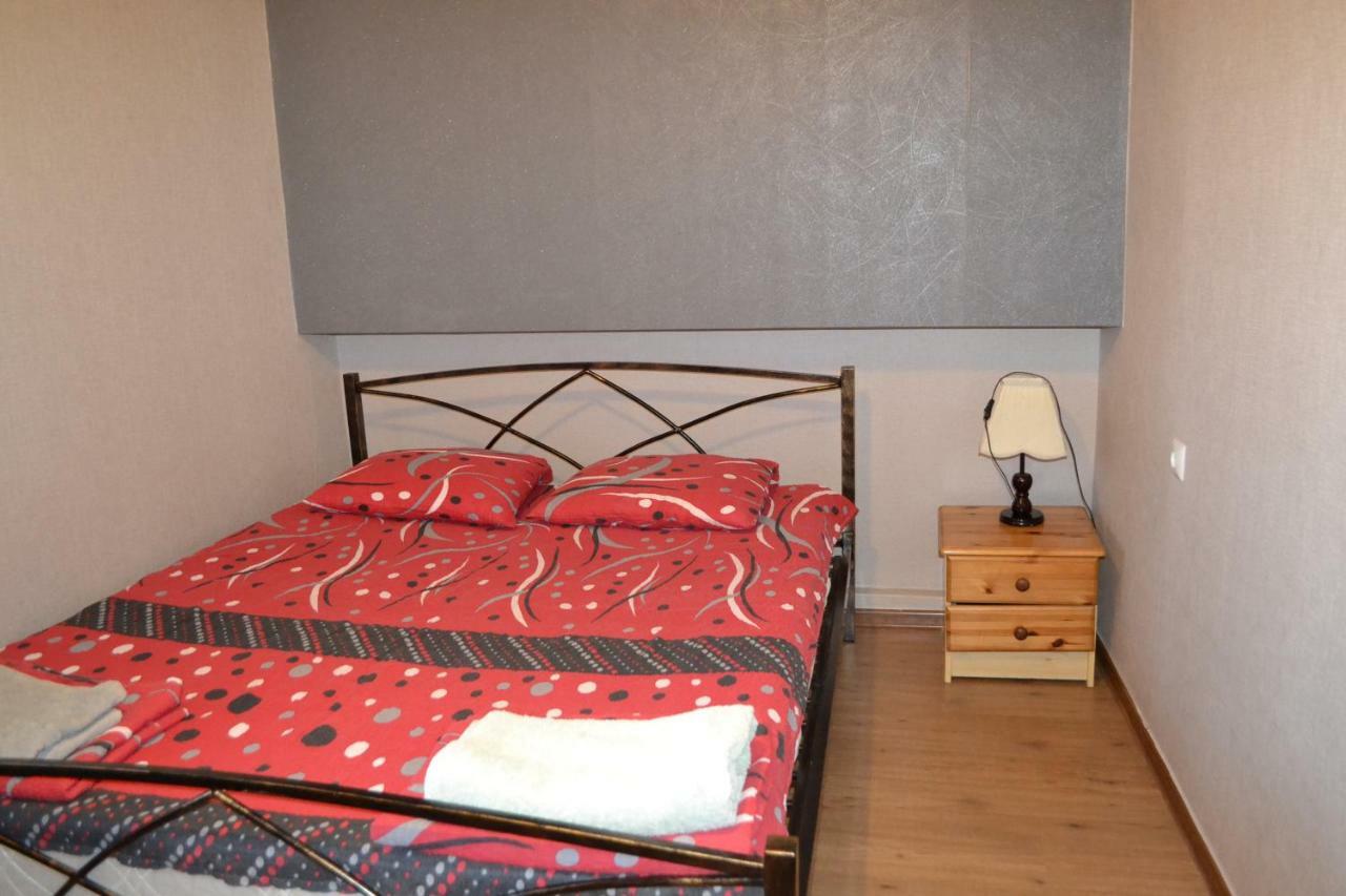 Anano Apartment On Botanikuri Tbilisi Ngoại thất bức ảnh